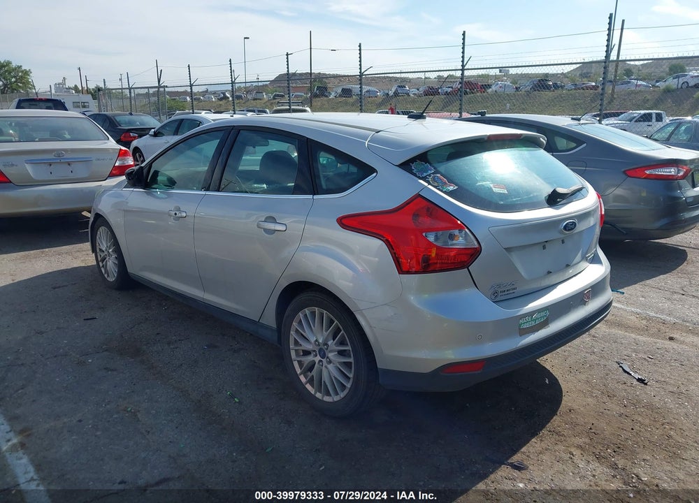 2013 FORD FOCUS TITANIUM VIN: 1FADP3N23DL138358