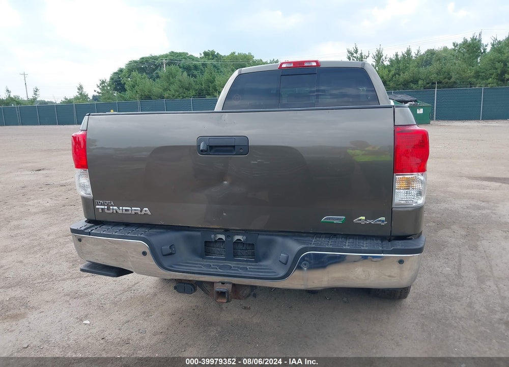 2010 TOYOTA TUNDRA LIMITED 5.7L V8 VIN: 5TFBW5F10AX106073