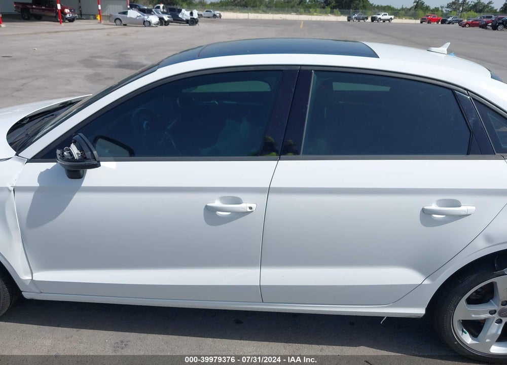 2017 AUDI A3 2.0T PREMIUM VIN: WAUAUGFF8H1058874