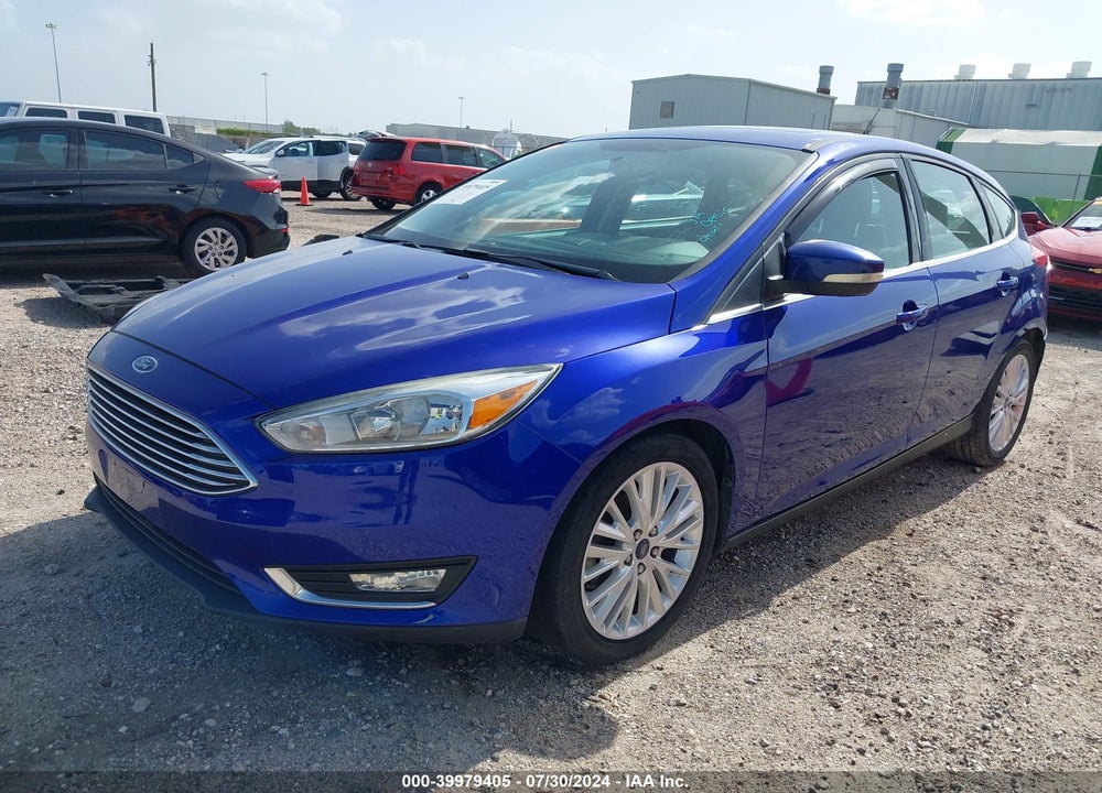 2015 FORD FOCUS TITANIUM VIN: 1FADP3N28FL300178