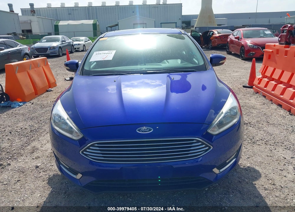 2015 FORD FOCUS TITANIUM VIN: 1FADP3N28FL300178