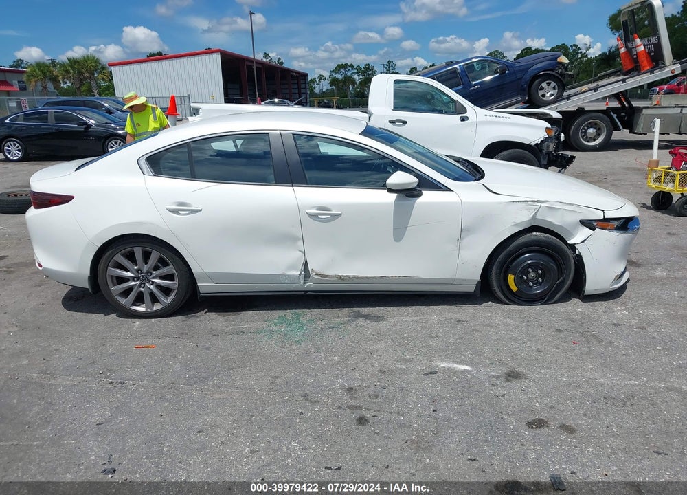 2019 MAZDA 3 PREFERRED PACKAGE VIN: JM1BPBDM2K1132915