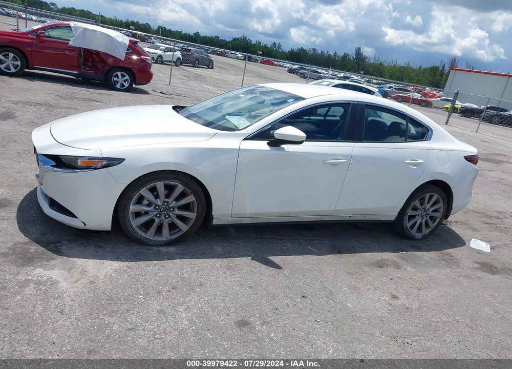 2019 MAZDA 3 PREFERRED PACKAGE VIN: JM1BPBDM2K1132915