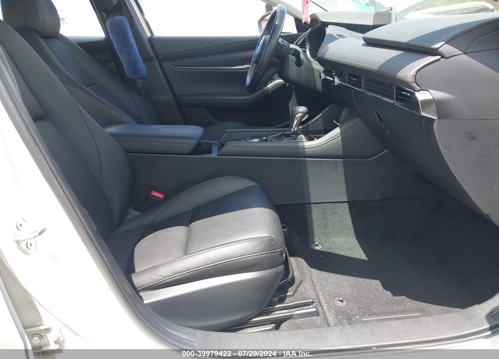 2019 MAZDA 3 PREFERRED PACKAGE VIN: JM1BPBDM2K1132915
