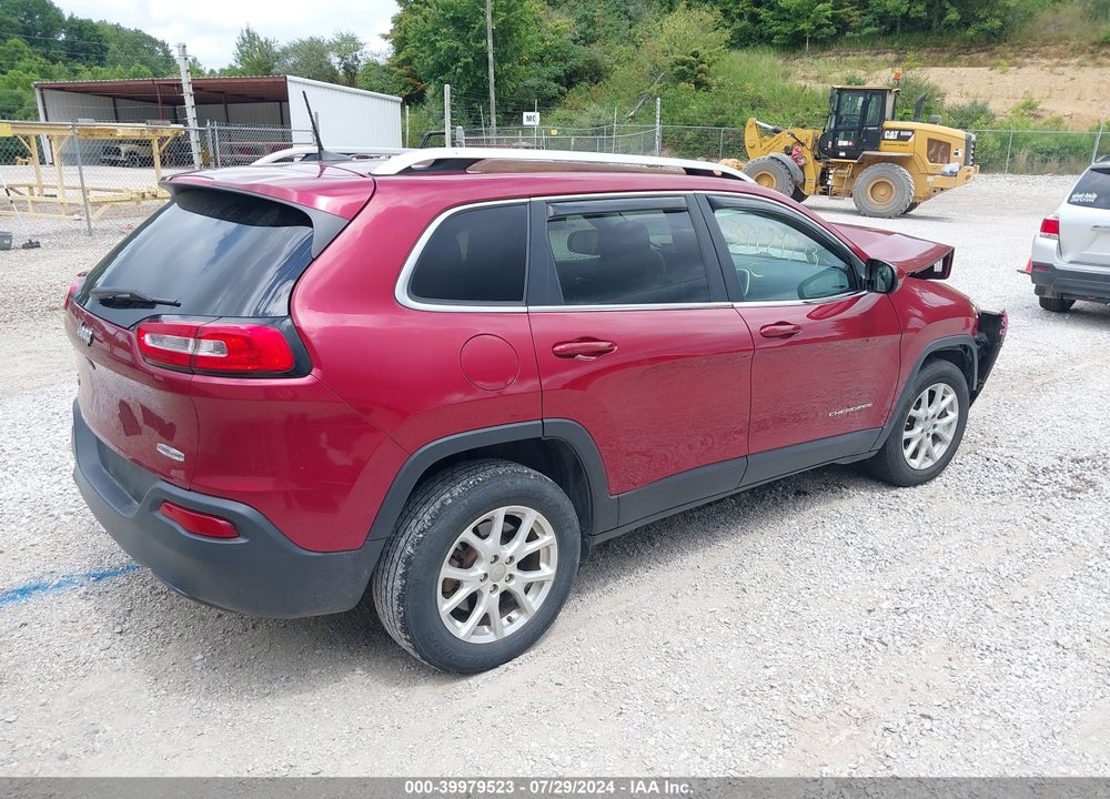 2017 JEEP CHEROKEE LATITUDE 4X4 VIN: 1C4PJMCB8HW546022