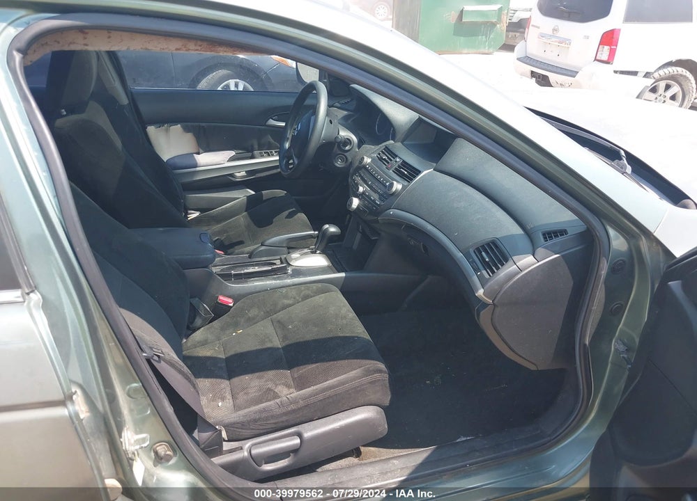 2008 HONDA ACCORD VIN: 1HGCP26728A004812