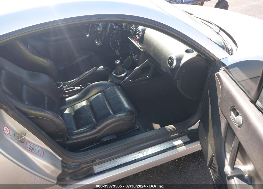 2001 AUDI TT VIN: TRUWT28N311005658