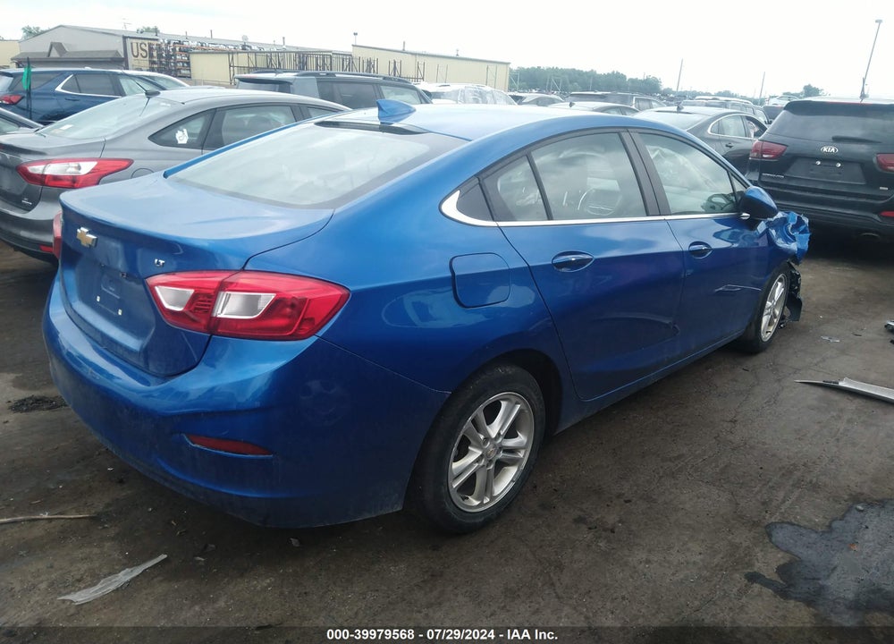 2017 CHEVROLET CRUZE VIN: 1G1BE5SM8H7179293