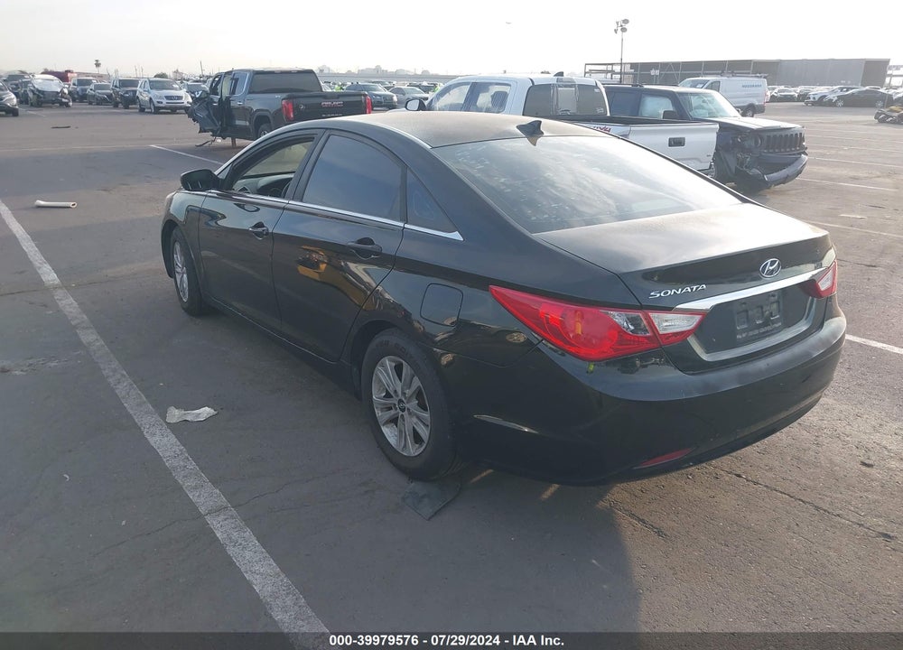 2013 HYUNDAI SONATA GLS VIN: 5NPEB4AC1DH653221