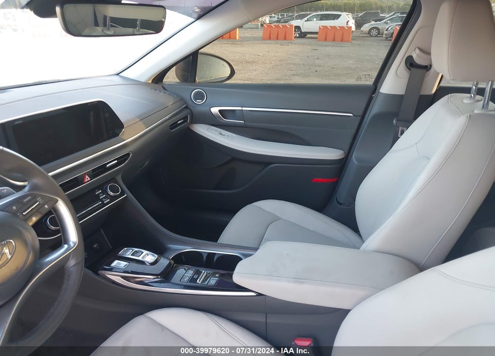 2022 HYUNDAI SONATA LIMITED VIN: KMHL34J29NA193600