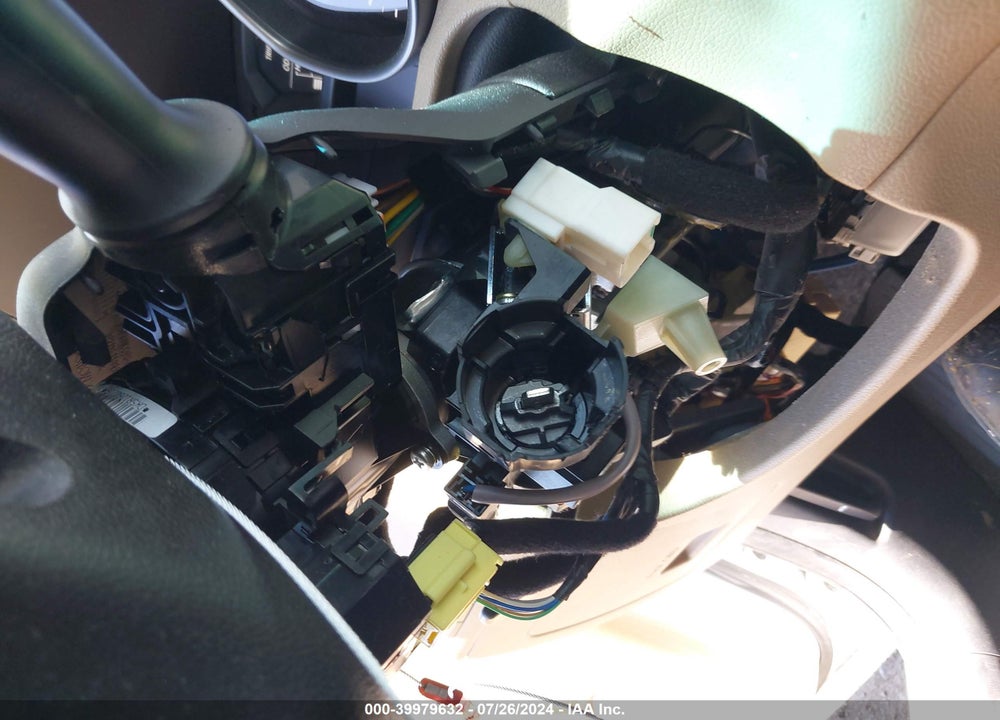 2013 HYUNDAI ELANTRA GLS VIN: 5NPDH4AE9DH250602