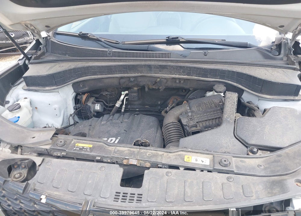 2014 KIA SORENTO LX VIN: 5XYKT3A60EG515571