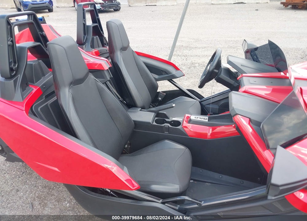 2020 POLARIS SLINGSHOT SL VIN: 57XAAPHD8L8139565