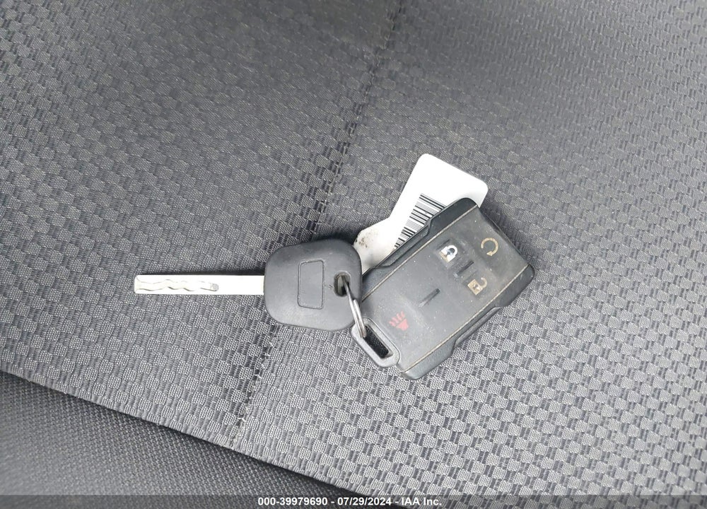 2017 CHEVROLET SILVERADO 1500 2LT VIN: 1GCVKREC1HZ326419