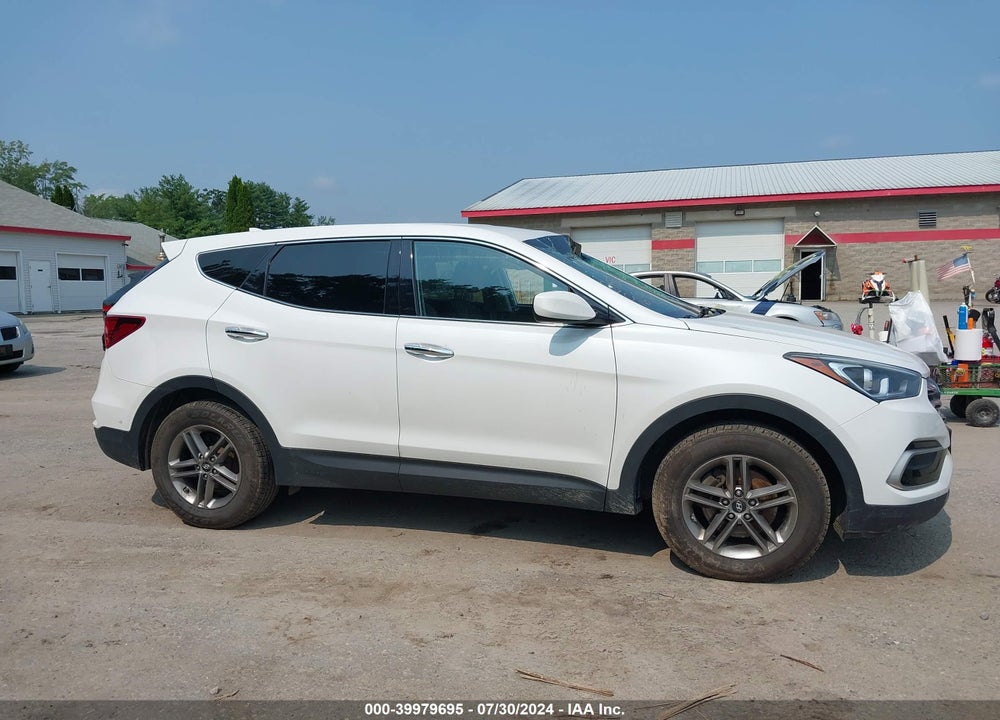 2017 HYUNDAI SANTA FE SPORT 2.4L VIN: 5NMZTDLB4HH023439
