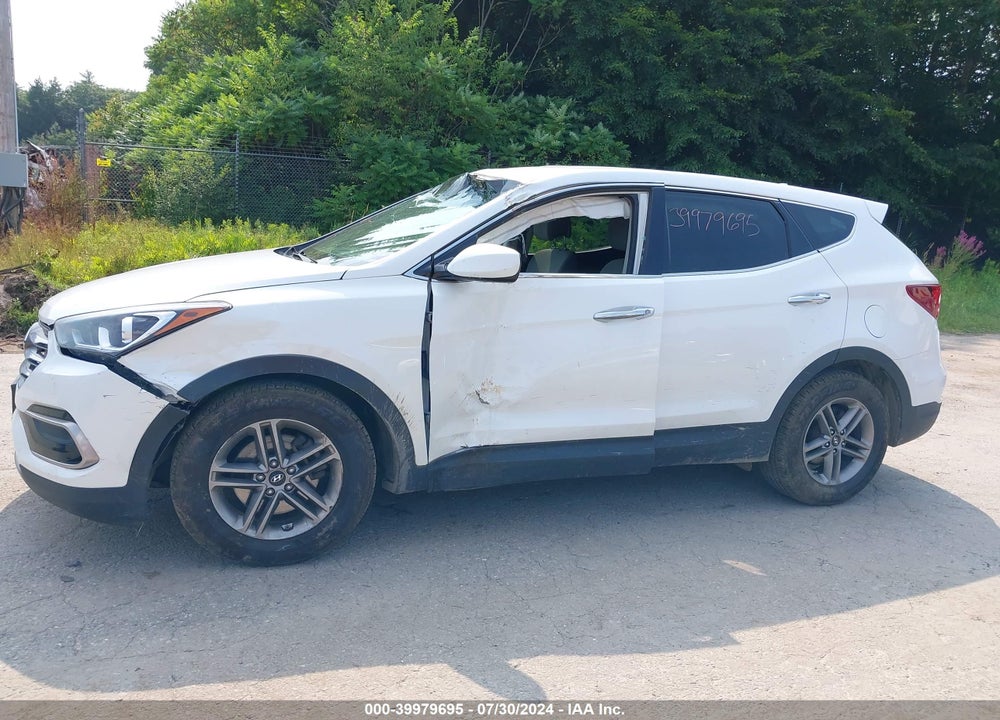 2017 HYUNDAI SANTA FE SPORT 2.4L VIN: 5NMZTDLB4HH023439