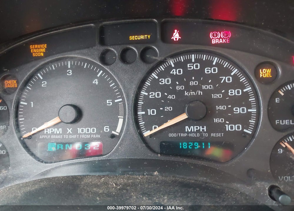 2001 CHEVROLET S-10 LS VIN: 1GCDT13W71K228677