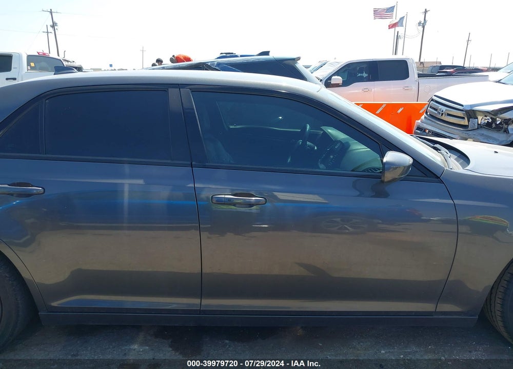 2019 CHRYSLER 300 300S VIN: 2C3CCABG9KH516588
