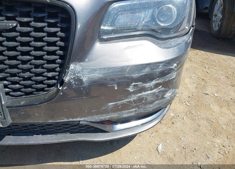 2019 CHRYSLER 300 300S VIN: 2C3CCABG9KH516588