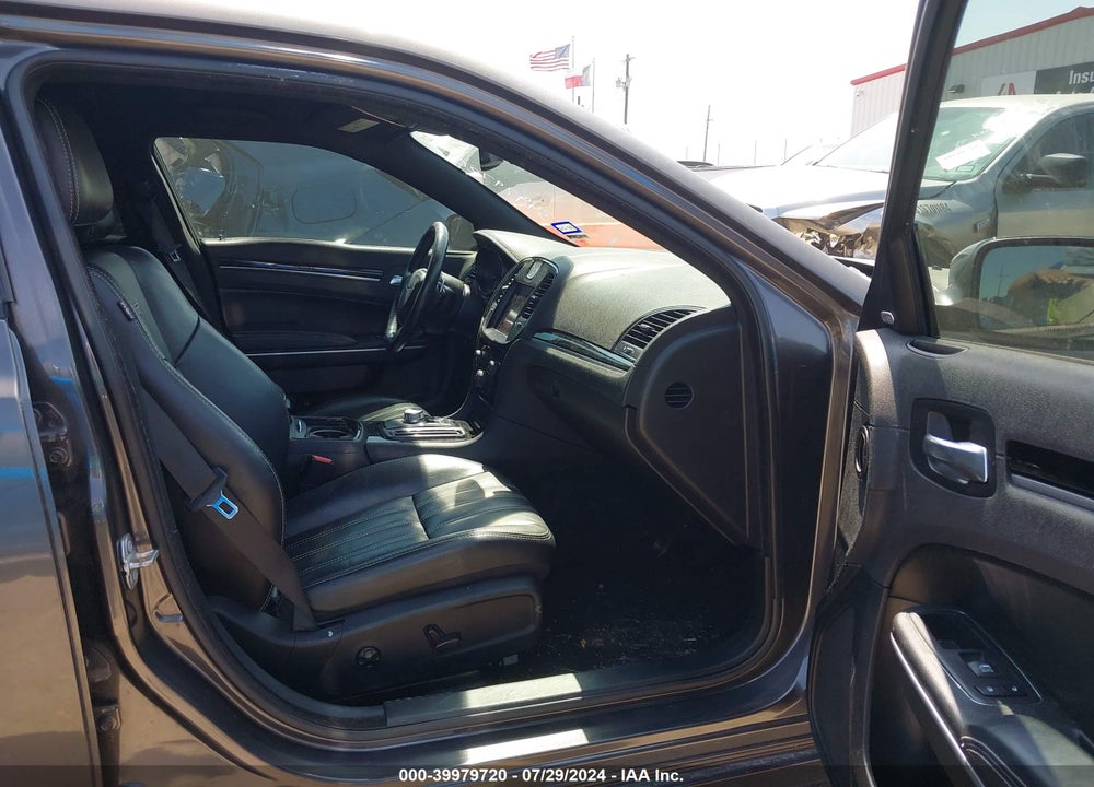 2019 CHRYSLER 300 300S VIN: 2C3CCABG9KH516588