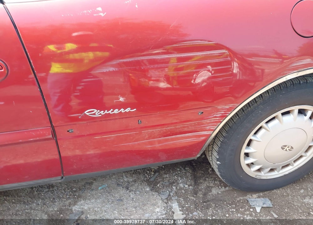 1997 BUICK RIVIERA VIN: 1G4GD22K8V4704925