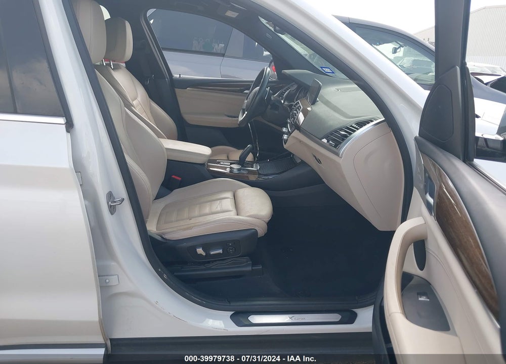2018 BMW X3 VIN: 5UXTR9C56JLC69720