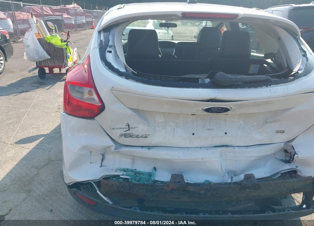 2014 FORD FOCUS SE VIN: 1FADP3K29EL455163