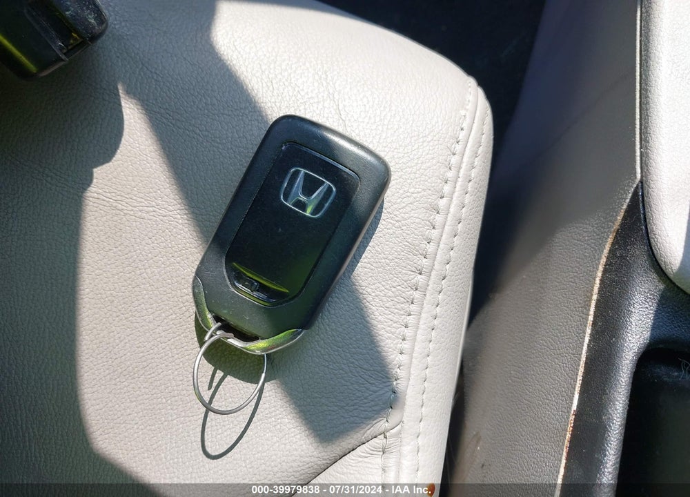 2014 HONDA CIVIC EX-L VIN: 19XFB2F99EE050660
