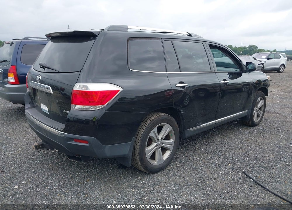 2013 TOYOTA HIGHLANDER V6 LIMITED VIN: 5TDDK3EH5DS271957