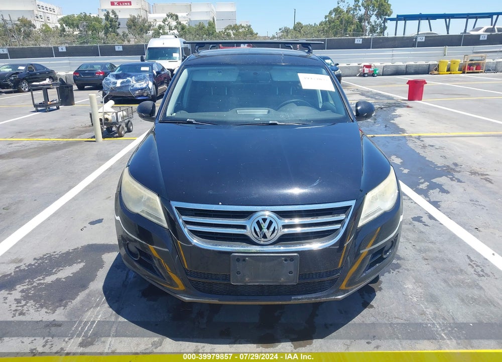 2011 VOLKSWAGEN TIGUAN S VIN: WVGAV7AX8BW001936