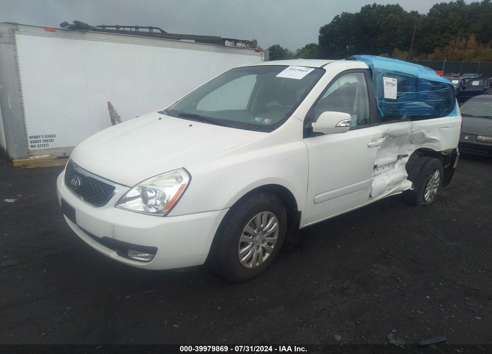 2014 KIA SEDONA LX VIN: KNDMG4C79E6571813
