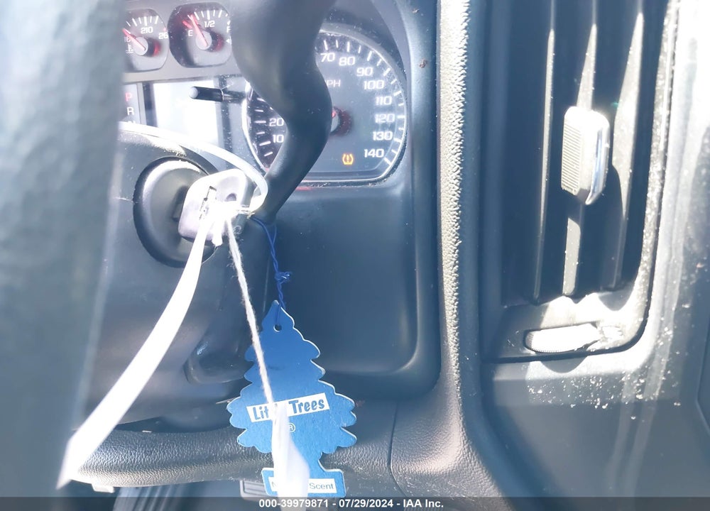 2018 CHEVROLET SILVERADO 1500 WT VIN: 1GCRCNEH4JZ292288
