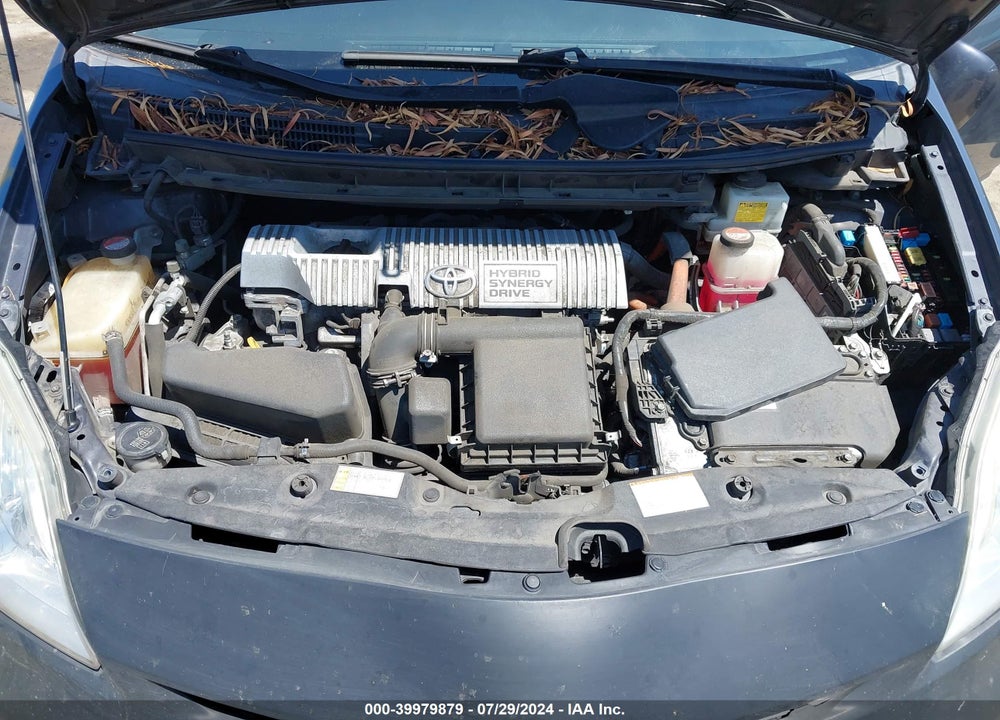 2015 TOYOTA PRIUS TWO VIN: JTDKN3DU2F0465820