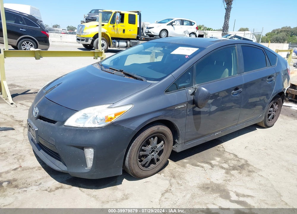 2015 TOYOTA PRIUS TWO VIN: JTDKN3DU2F0465820