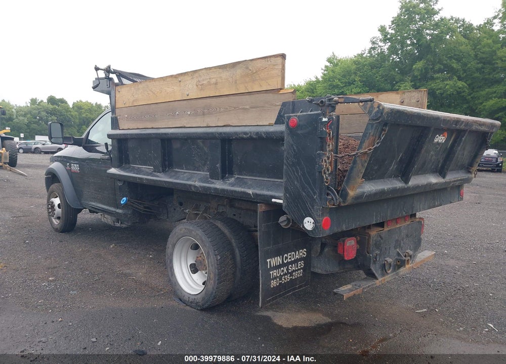 2018 RAM 5500 CHASSIS TRADESMAN/SLT VIN: 3C7WRNAL5JG233801