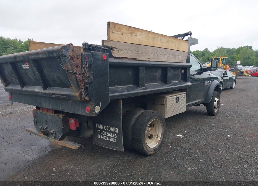 2018 RAM 5500 CHASSIS TRADESMAN/SLT VIN: 3C7WRNAL5JG233801
