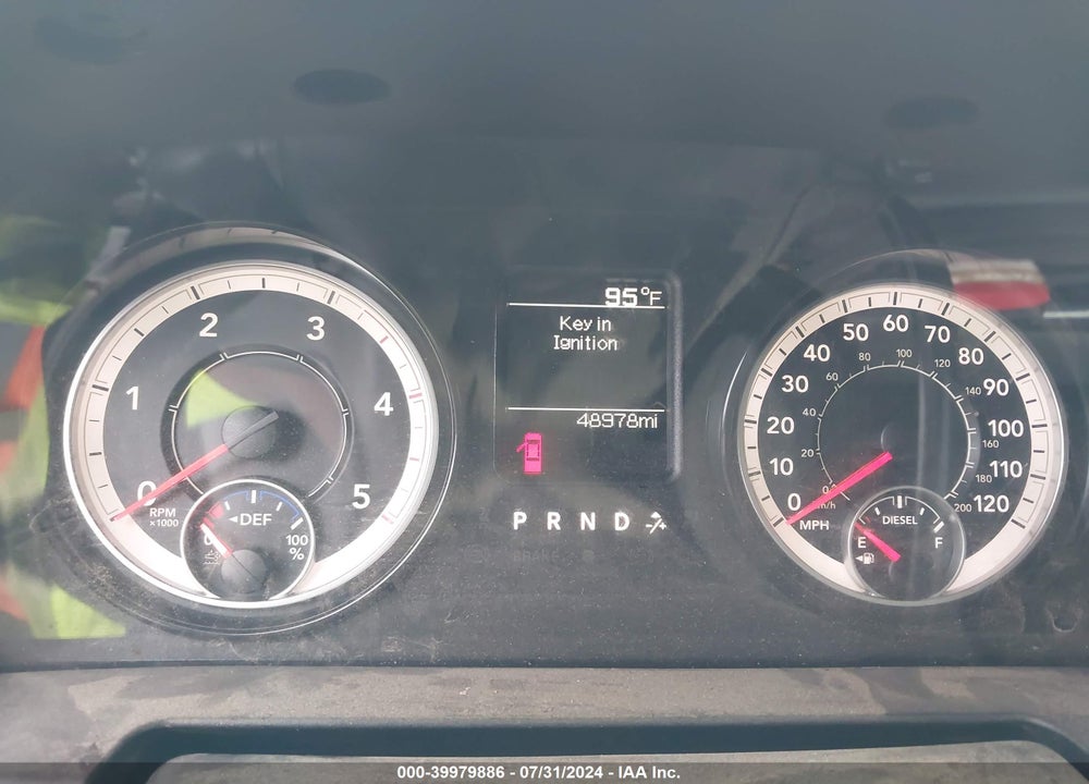 2018 RAM 5500 CHASSIS TRADESMAN/SLT VIN: 3C7WRNAL5JG233801