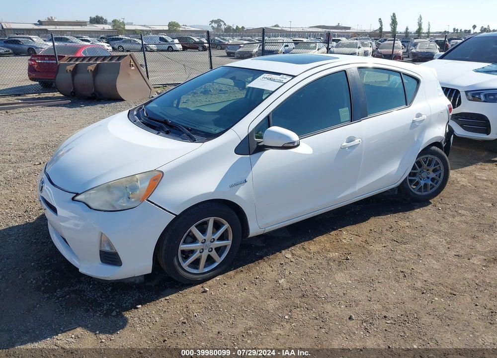 2013 TOYOTA PRIUS C FOUR/ONE/THREE/TWO VIN: JTDKDTB39D1031754