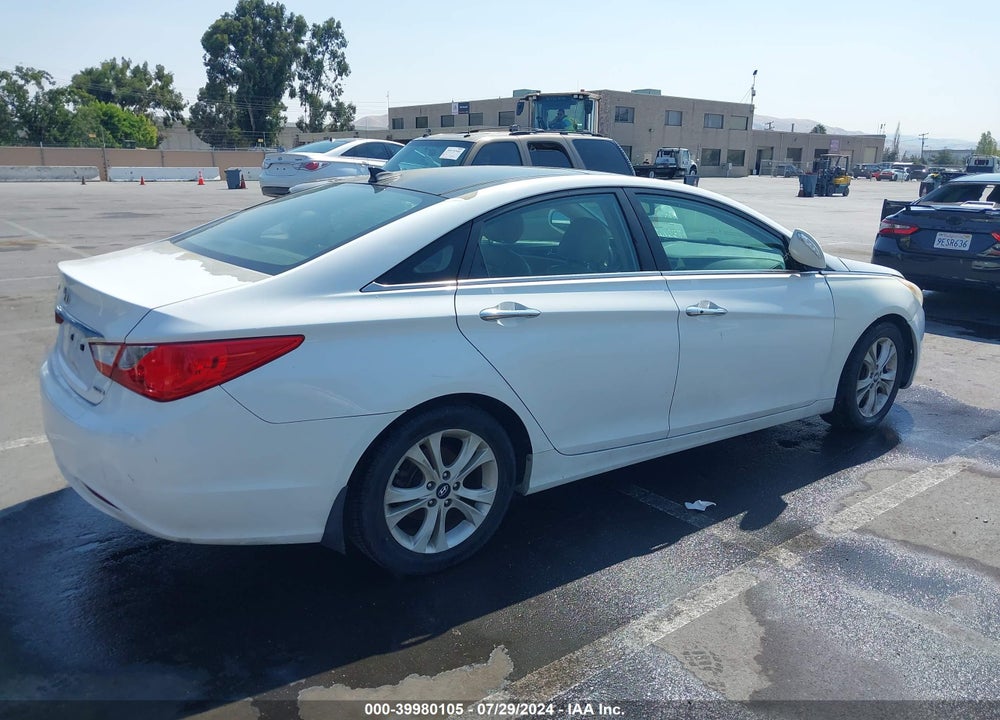2013 HYUNDAI SONATA LIMITED VIN: 5NPEC4AC5DH585552