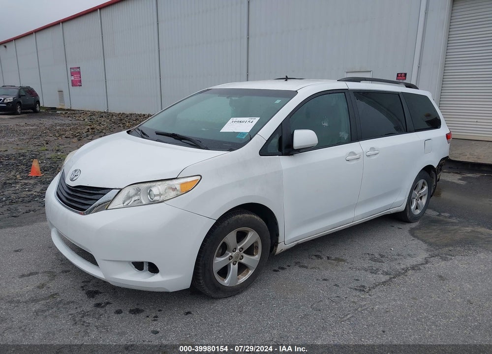 2011 TOYOTA SIENNA LE V6 VIN: 5TDKK3DC4BS163324