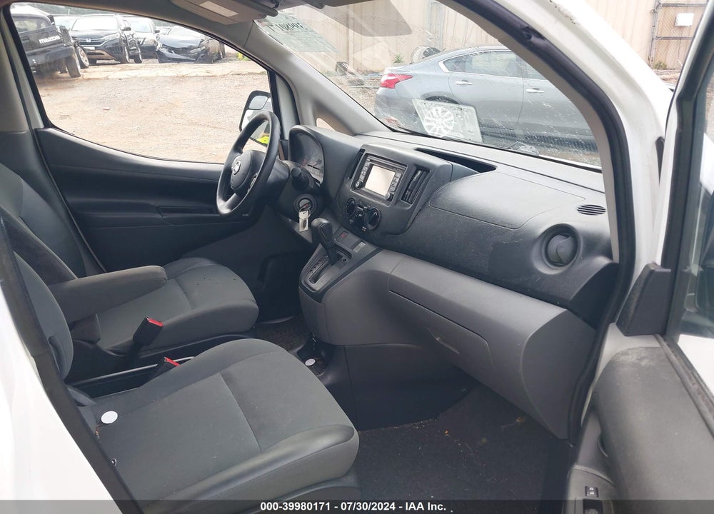 2014 NISSAN NV200 SV VIN: 3N6CM0KN1EK692423