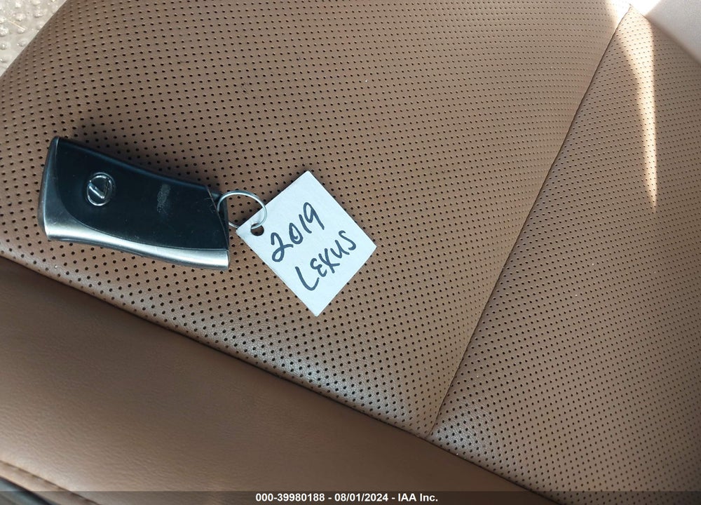 2019 LEXUS ES 350 VIN: 58ABZ1B11KU018078