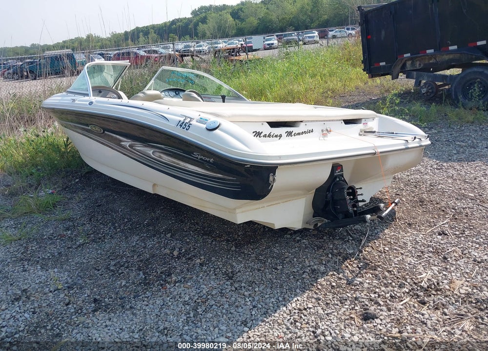 2004 SEA RAY 185 SP VIN: SERR9146D404