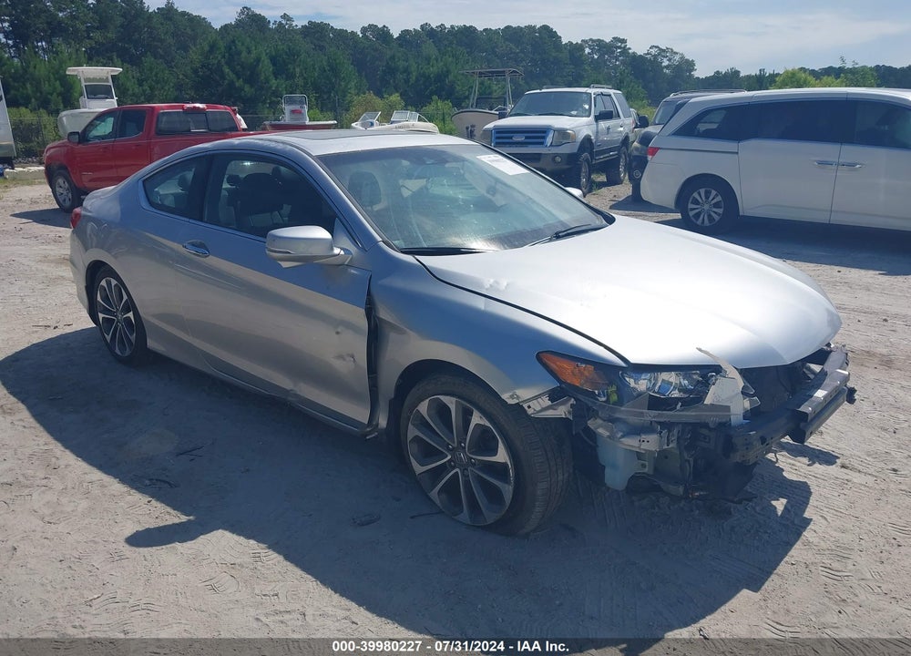 2013 HONDA ACCORD EX-L V-6 VIN: 1HGCT2B83DA008212