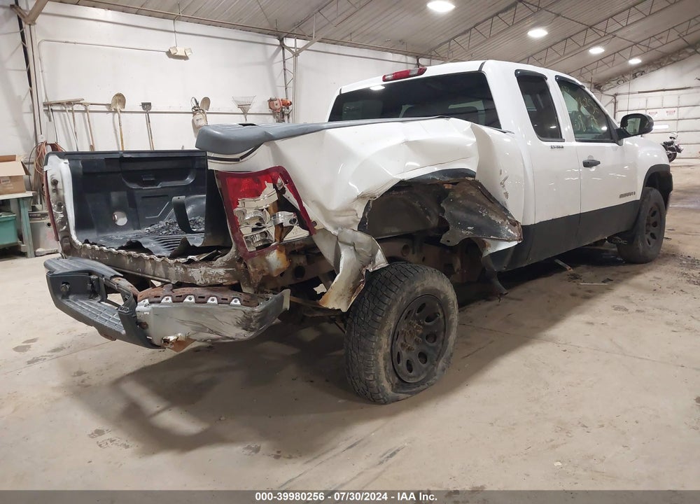 2008 GMC SIERRA 1500 WORK TRUCK VIN: 1GTEC19X68Z258646