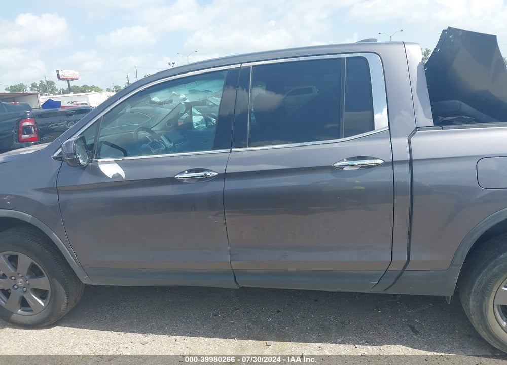 2020 HONDA RIDGELINE RTL-E VIN: 5FPYK3F70LB010818