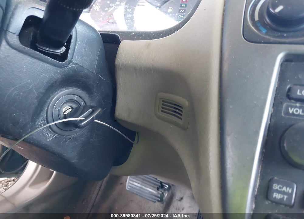 2002 HONDA ACCORD 3.0 EX VIN: 1HGCG225X2A024107