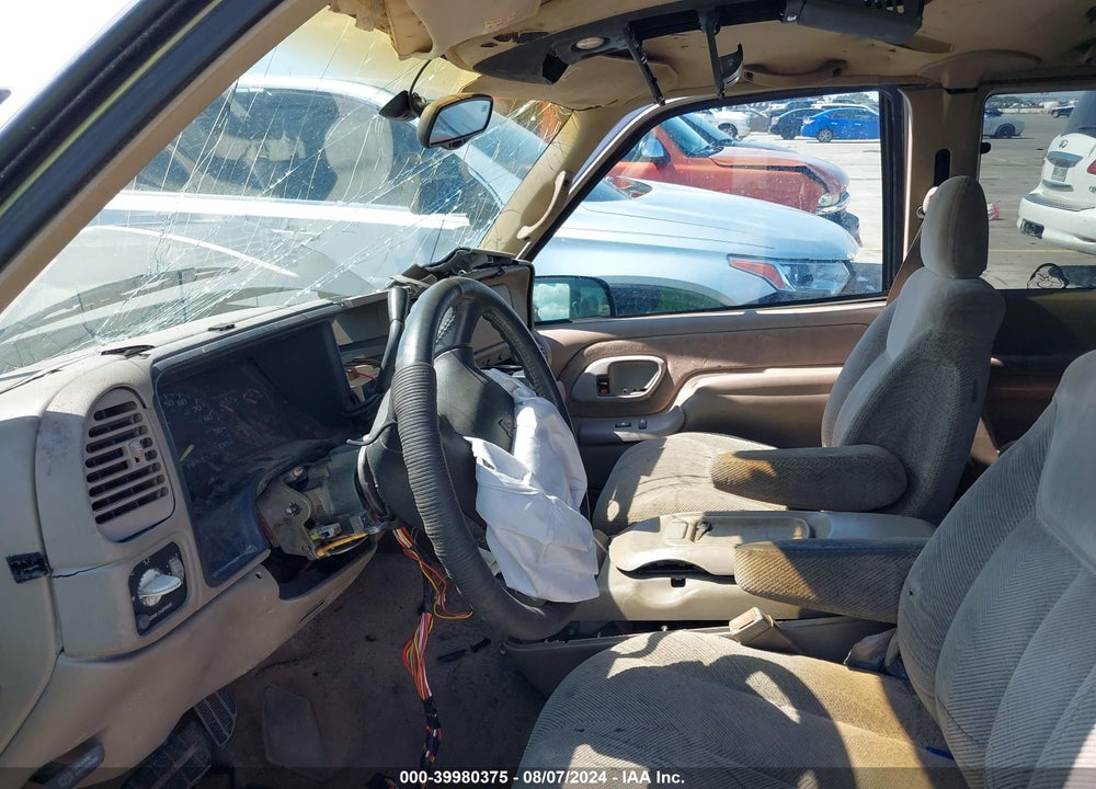 1998 CHEVROLET K1500 FLEETSIDE VIN: 1GCEK19R8WR144553