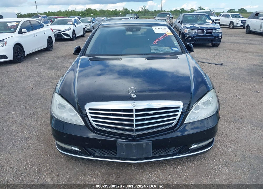 2013 MERCEDES-BENZ S 550 VIN: WDDNG7DB3DA526585