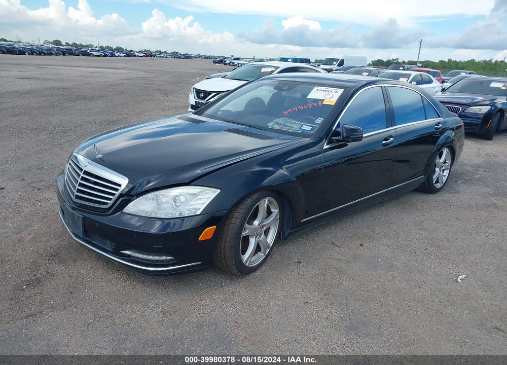 2013 MERCEDES-BENZ S 550 VIN: WDDNG7DB3DA526585